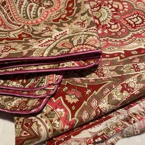 King sheet set. NWOT. Paisley, 100% cotton. Deep pocket. 4 pc set.